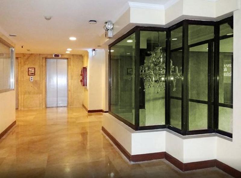 Cherry Blossoms Hotel Manila Exterior photo
