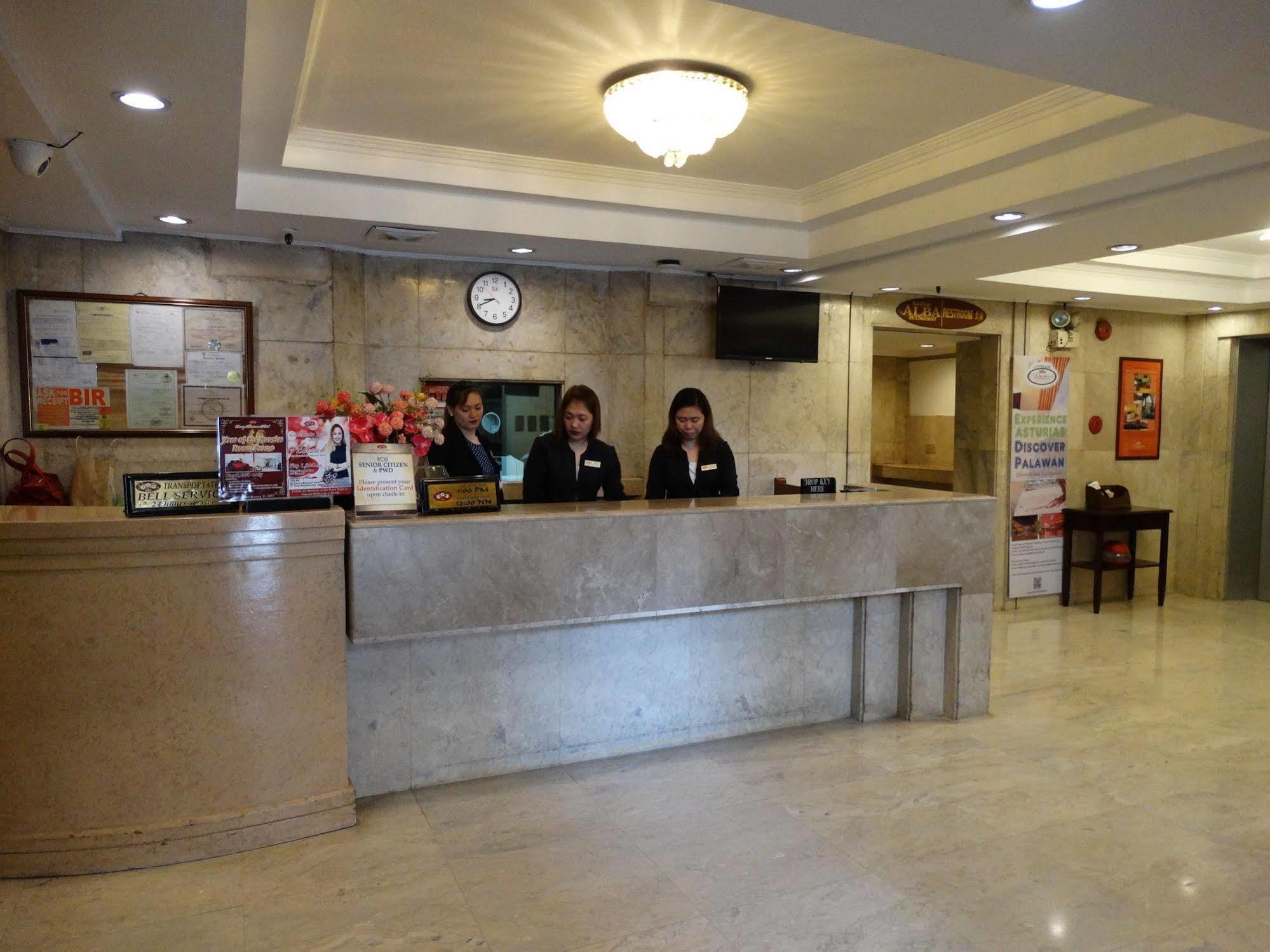 Cherry Blossoms Hotel Manila Exterior photo